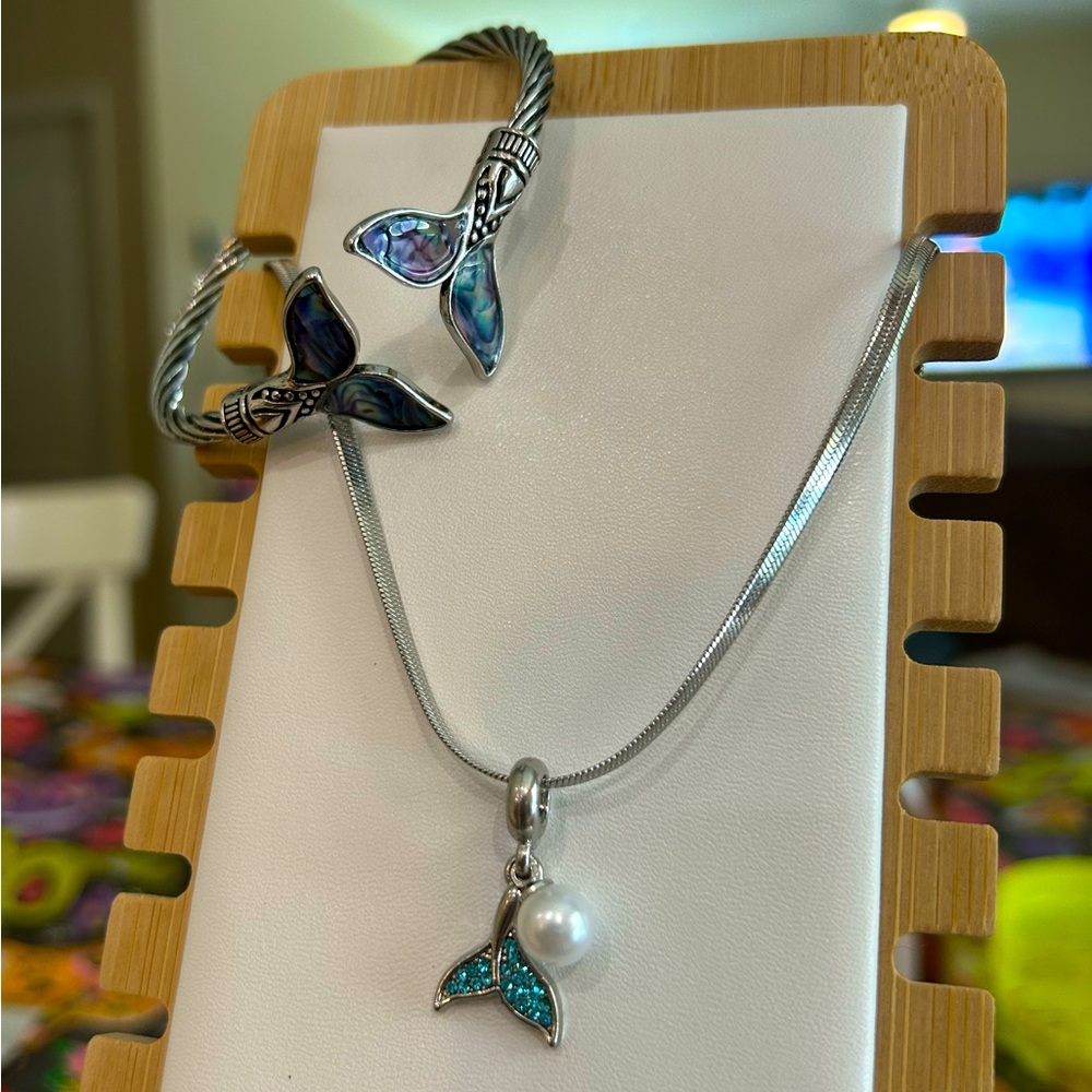 Mermaid bracelet and chain set